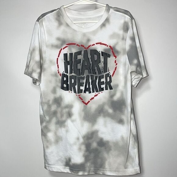 Child’s T-shirt - Picture 2 of 8